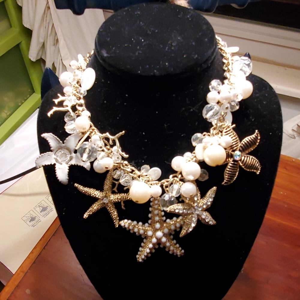 Starfish necklace